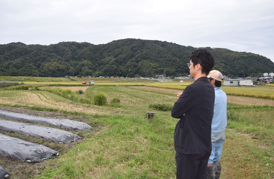 自然栽培で肥料を使わずに野菜を育てる京都府木津川市の赤穂さんを訪問